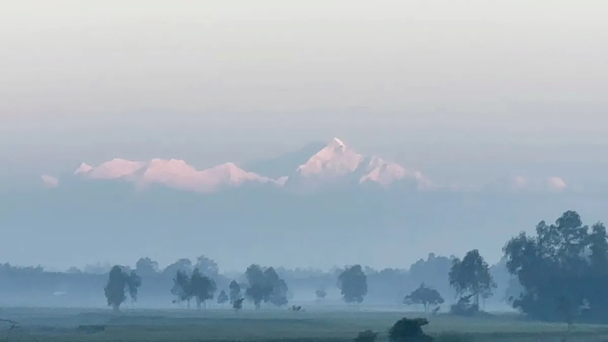 তিস্তা ব্যারেজ থেকে দেখা মিলছে কাঞ্চনজঙ্ঘা