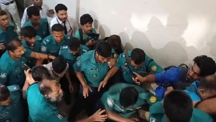 খালেদা জিয়ার সঙ্গে তৌহিদের বাবার ছবি দেখিয়ে জামিন প্রার্থনা