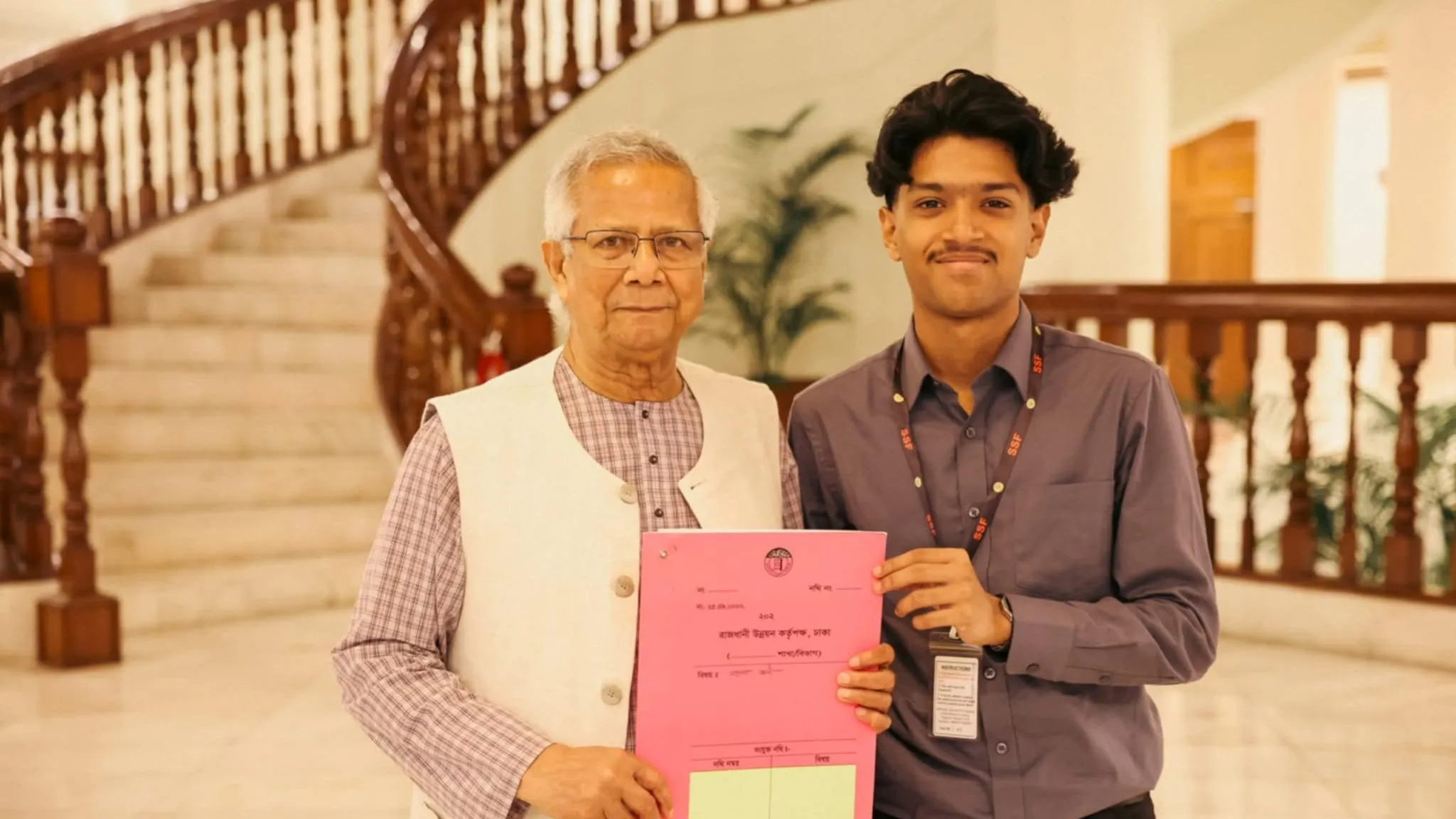সাগর-রুনির সন্তান মেঘের হাতে পূর্বাচলের প্লটের দলিল হস্তান্তর